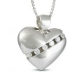 Mark an important milestone in your life with this sparkly heart design!